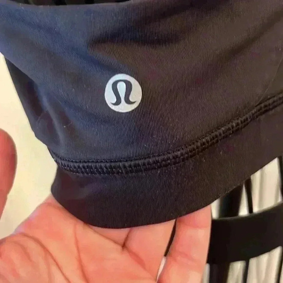 Lululemon Invigorate Bra-Sz 6 - Picture 5 of 5